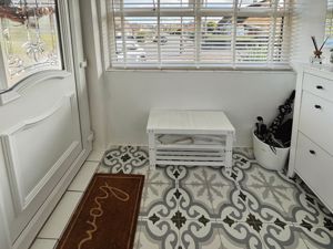 Porch- click for photo gallery